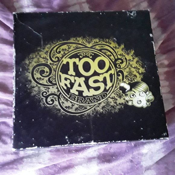 Too Fast Kitty High Heels - Picture 2 of 4